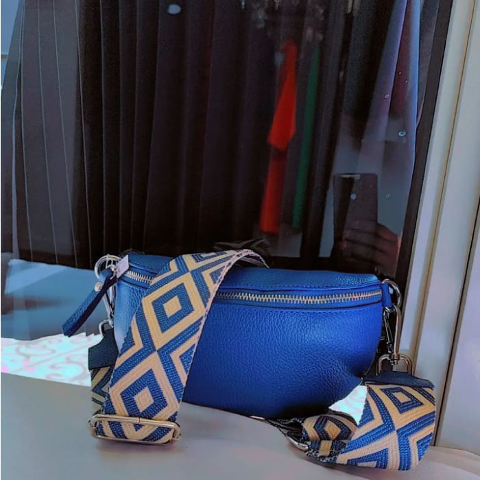 Busta Plastica Blue Chest bag